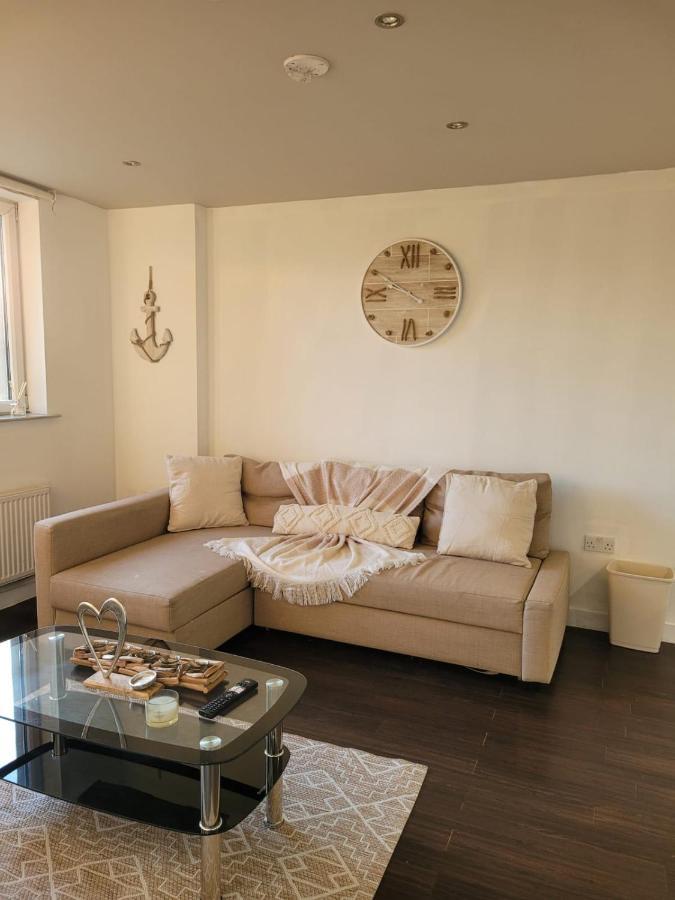 Amazing London 1 Bedroom Flat In Astral House As18 Norbury  Exterior foto