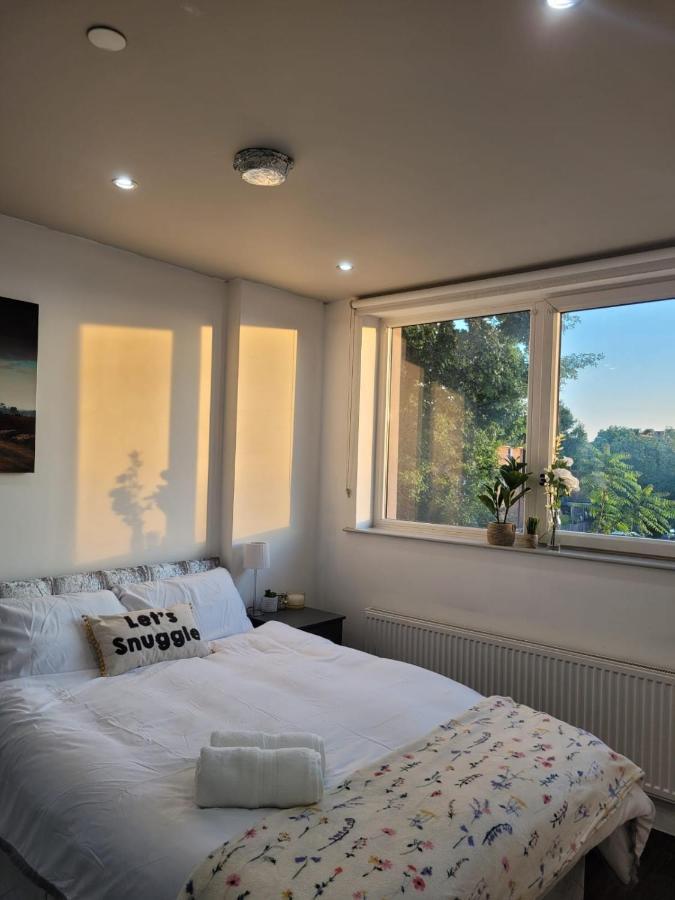 Amazing London 1 Bedroom Flat In Astral House As18 Norbury  Exterior foto