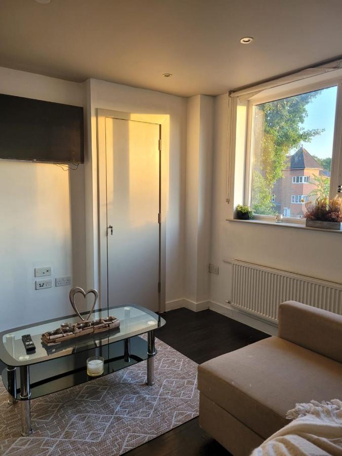 Amazing London 1 Bedroom Flat In Astral House As18 Norbury  Exterior foto